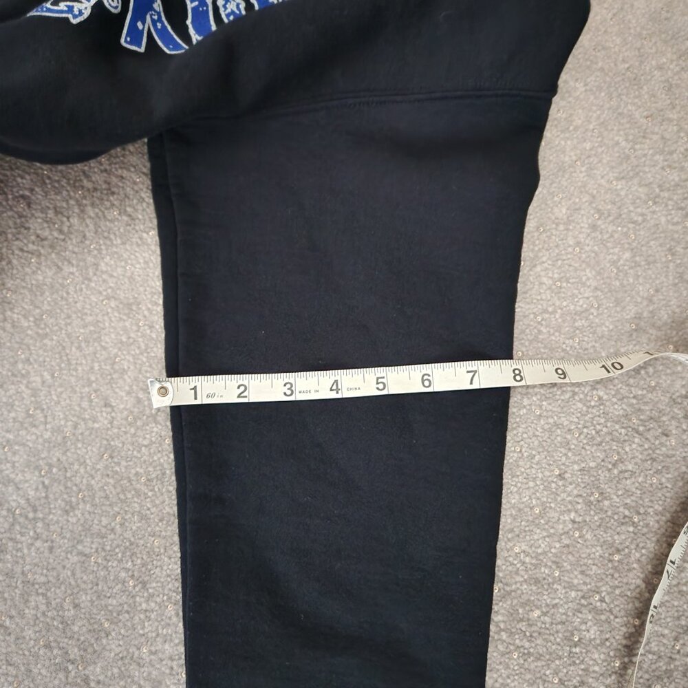 NAVY Sweater - Picture 11 of 11